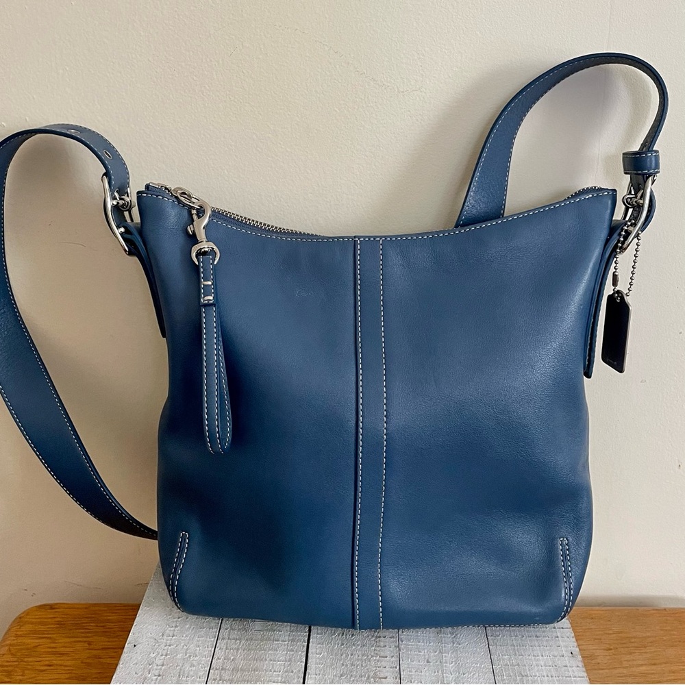 VINTAGE COACH Legacy 9326 Slim Duffle Shoulder Purse Blue Leather Hobo Bag